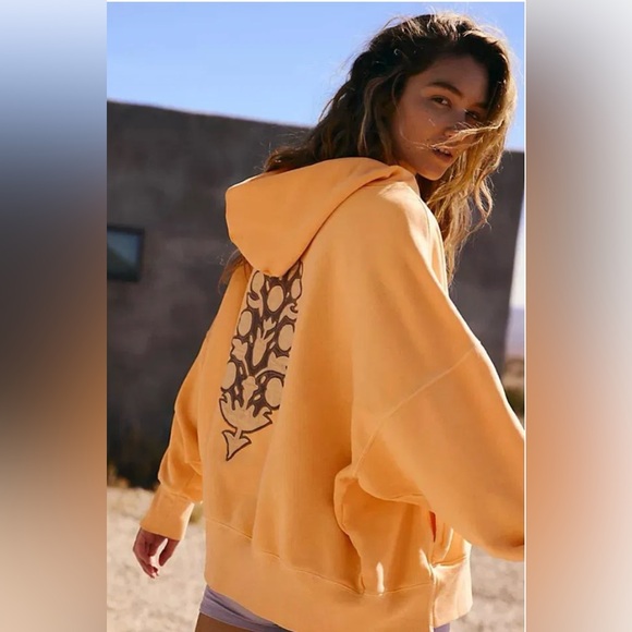 FP Movement by Free People Sweaters - NWOT Sprint To The Finish Line Logo Hoodie Size Small